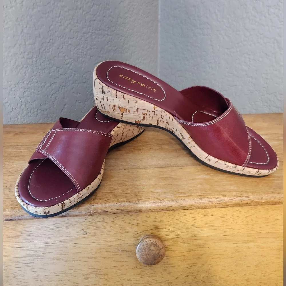 NWT Easy Spirit ESPLUSH‎ Red Leather Upper Slip-On Wedges, Size 7.5